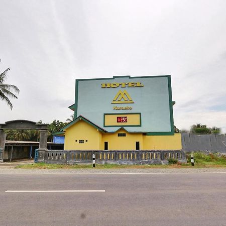 Oyo 90796 Hotel Mulya Indah Tambakmulya Zewnętrze zdjęcie